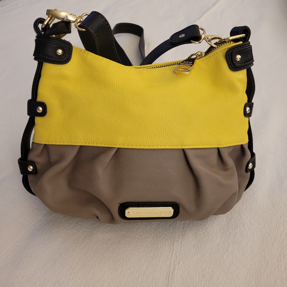 Steve Madden crossbody bag